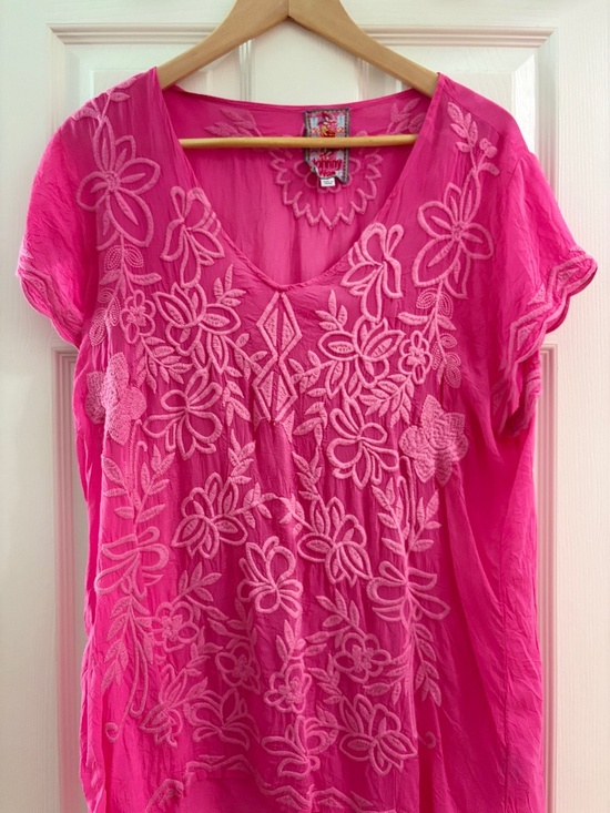 Johnny Was Tops - Johnny Was pink beautiful shirt Large